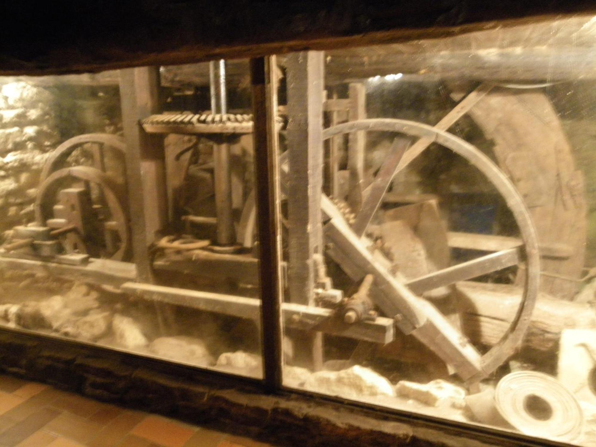 הוילה Brennilis Moulin De Kerstrat מראה חיצוני תמונה